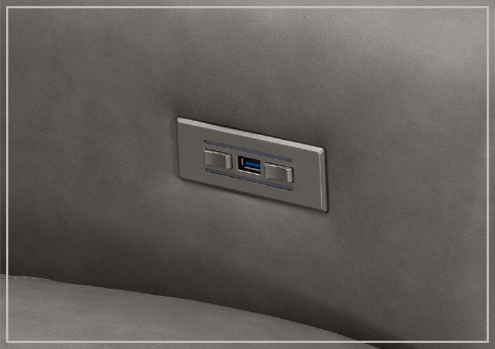 Bernhardt Lioni 93.5" Leather Power Reclining Sofa