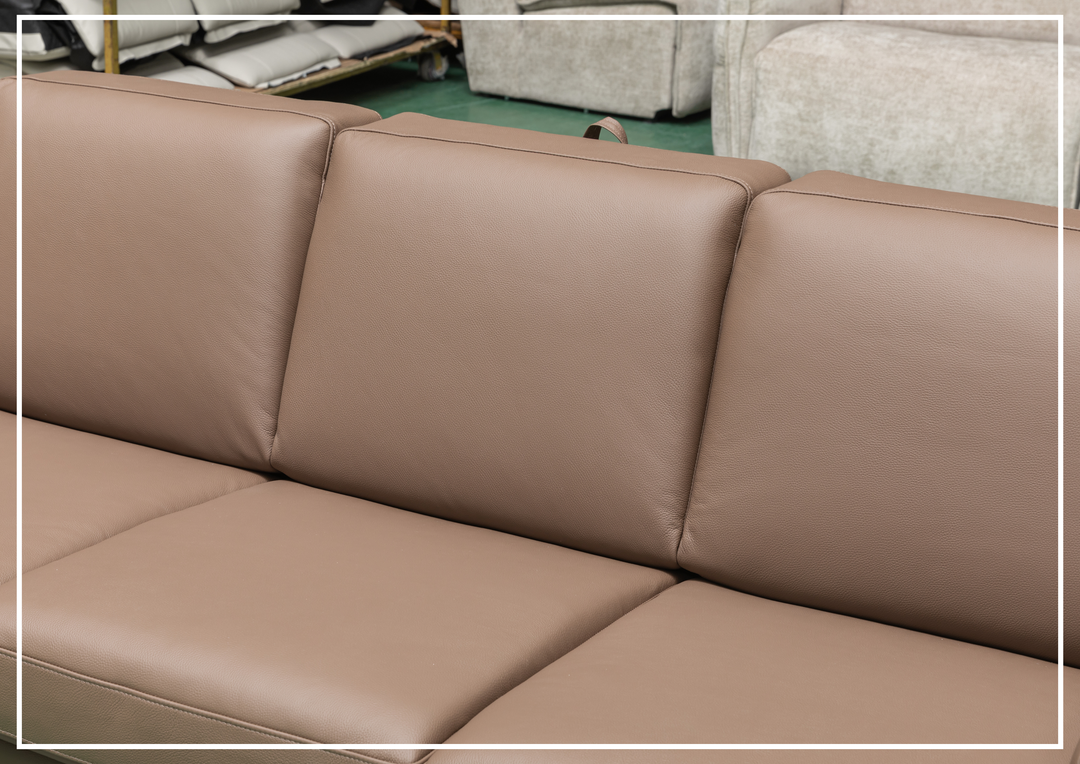 Kathy Ireland Alaves 3-Seater Brown Leather Sleeper Sofa (Queen Size)