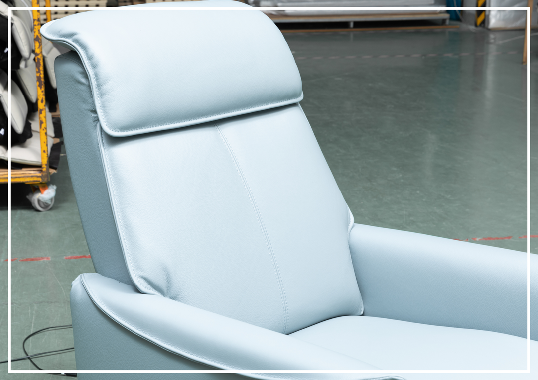 Klaussner Solaro Leather Recliner Chair-Jennifer Furniture