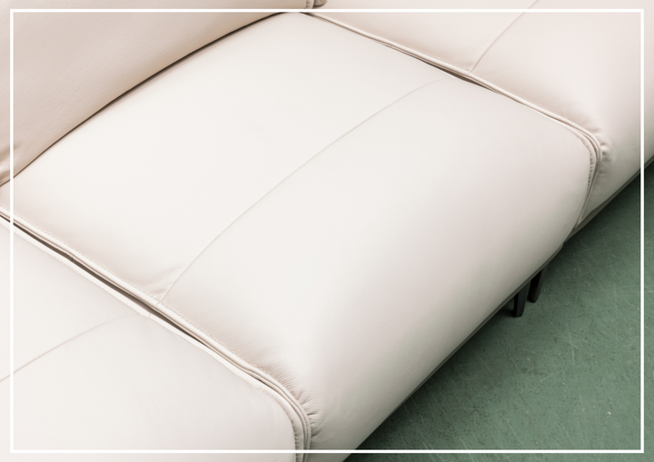 Klaussner Viana 3-seater Leather Sofa with Cushion Seat and Tufted Back-Sofabed