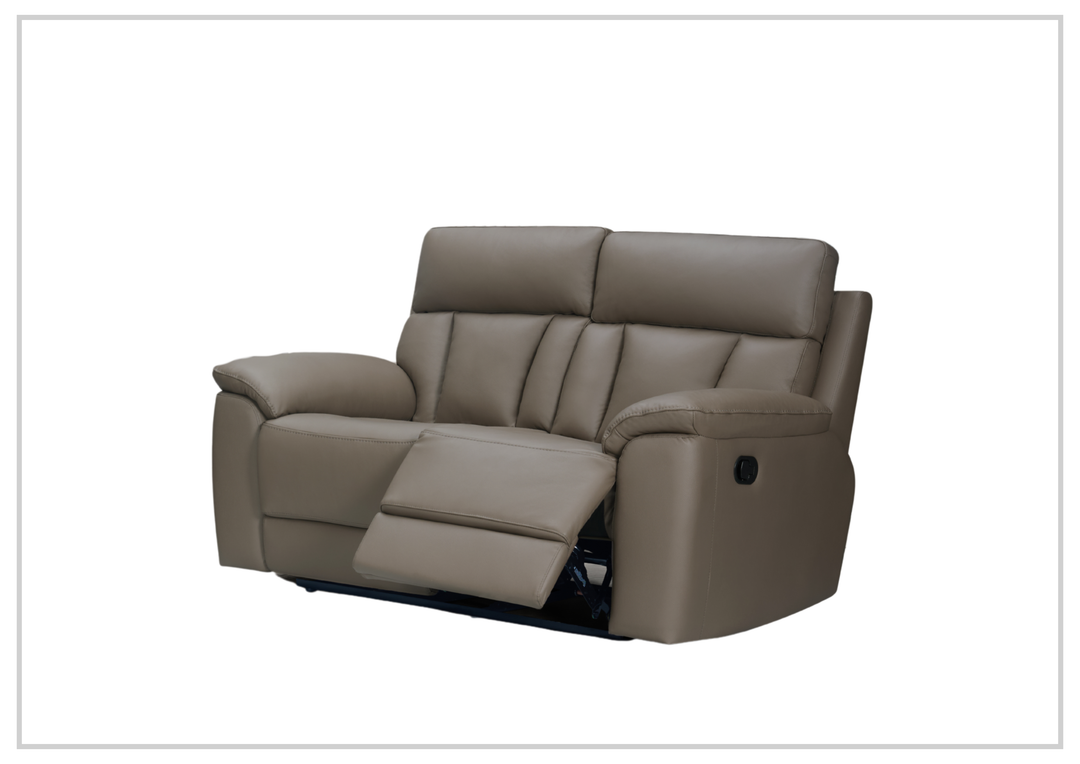 Klaussner Radioso Manual Reclining Leather Living Room Set