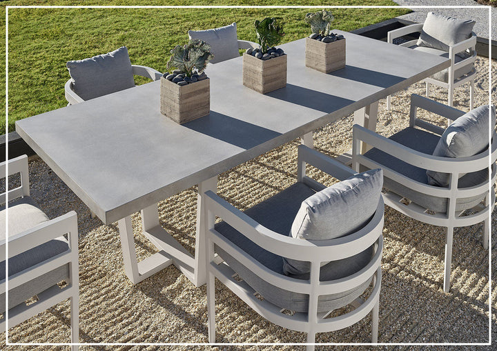 Universal Furniture Coastal Living Outdoor South Beach Large Rectangular Dining Table